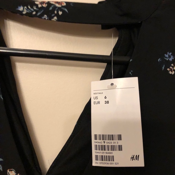 Brand new h&m dress - Picture 6 of 6